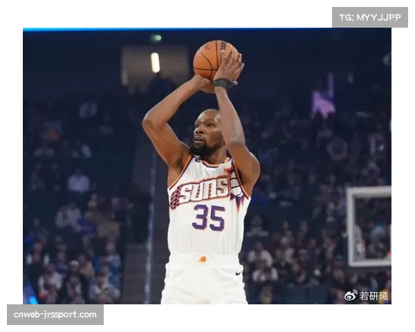 通讯:纪录之夜——杜兰特常规赛总得分超越乔丹,位列历史第四 通讯:纪录之夜——杜兰特常规赛总得分超越乔丹,位列历史第四